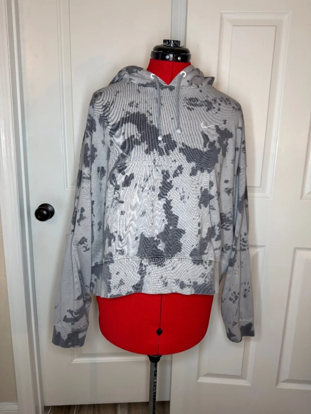 Nike Tie Dye Hoodie Sweatshirt Oversized Cropped Washed Light Dark Gray Women M